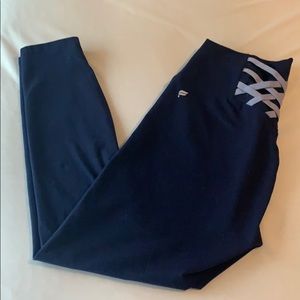 Fabletics Powerhold 7/8 Pants